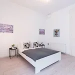 Spacious And Comfy Very *