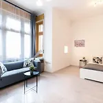 Spacious And Comfy Very *