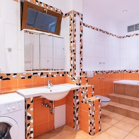 Spacious And Comfy Very Apartman Budapest