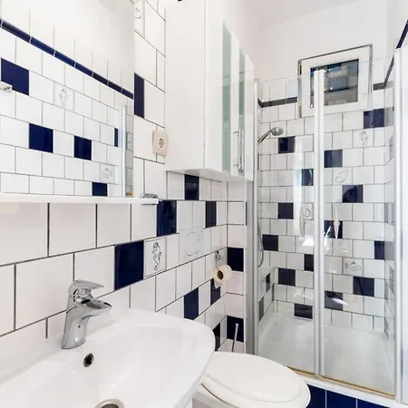 Spacious And Comfy Very *