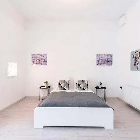 Spacious And Comfy Very Apartmán Budapešť